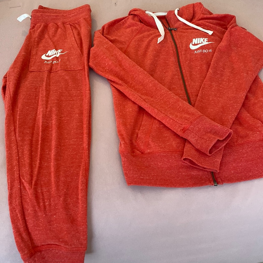 Nike 2 piece set